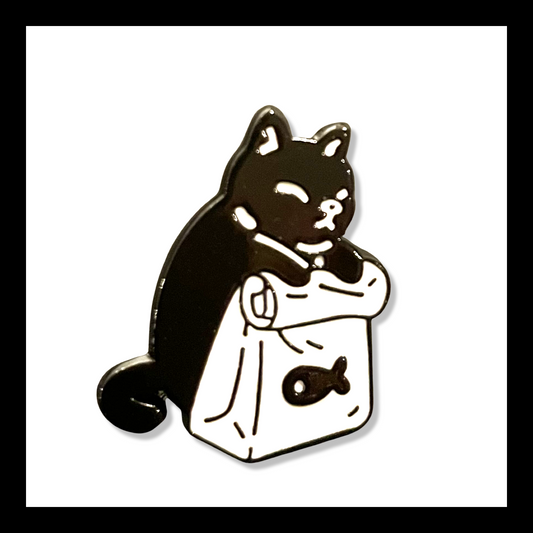 kitty takeout | brooch